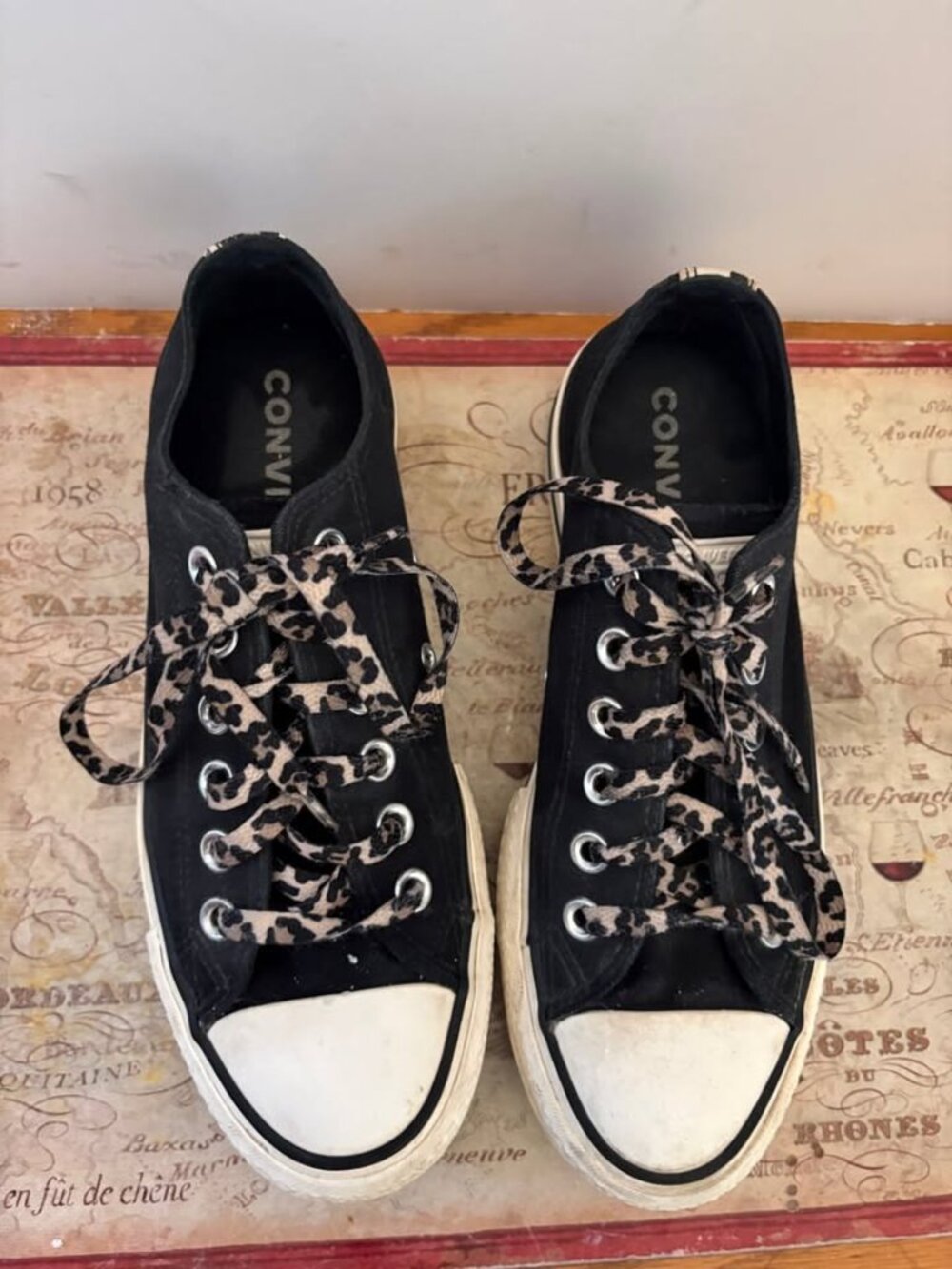 Converse Platform Chucks - Leopard Laces (Size 6.5)